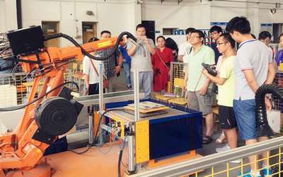 陕西工业机器人技术应用骨干教师培训班开(图5)