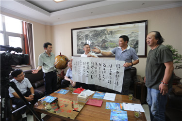 《西部风情》杂志社延安工作站举行揭牌仪式(9)