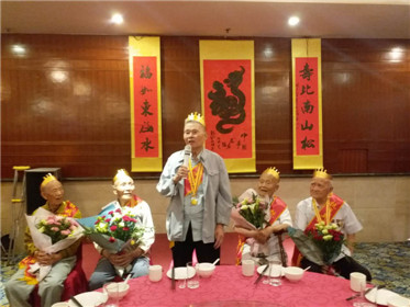 【关爱老兵】---西安秦都酒店一如既往的走在这(2)