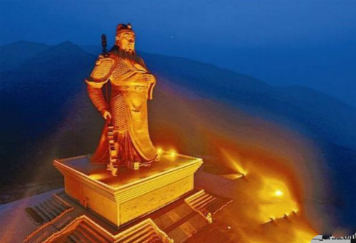 山西运城领秀庄园——“在仰视中辟谷、闭关”的至上道场(1)