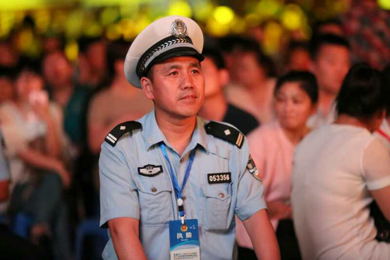 最美警察:渑池县公安交警副大队长上官拴峰(1)