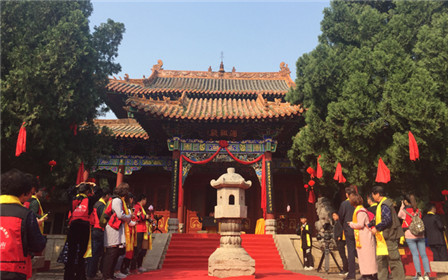 全国百家媒体参访团“探秘杜康、祭拜酒祖”仪式(2)