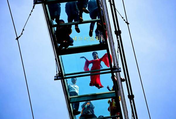“春醒•忆老家”2018全国百家网络媒体走进“丝路之根生态方城”