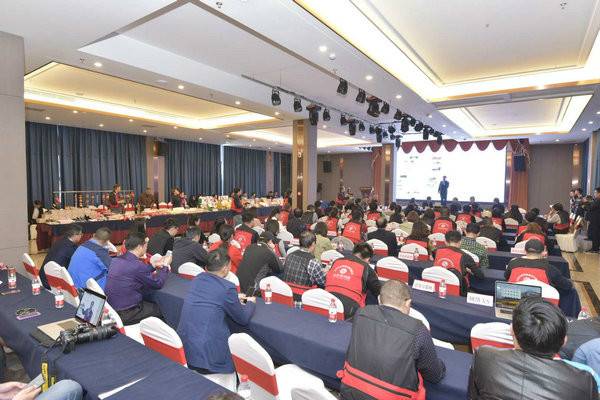 “2018全国百家媒体走进汝阳”全域旅游高峰论坛圆满举行