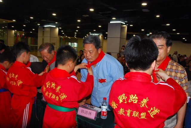 河北举办“阳光梦·健康行”中国青少年艺术素质教育发布会(10)