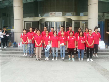 爱心汇聚省图馆，共筑书香中国梦(4)