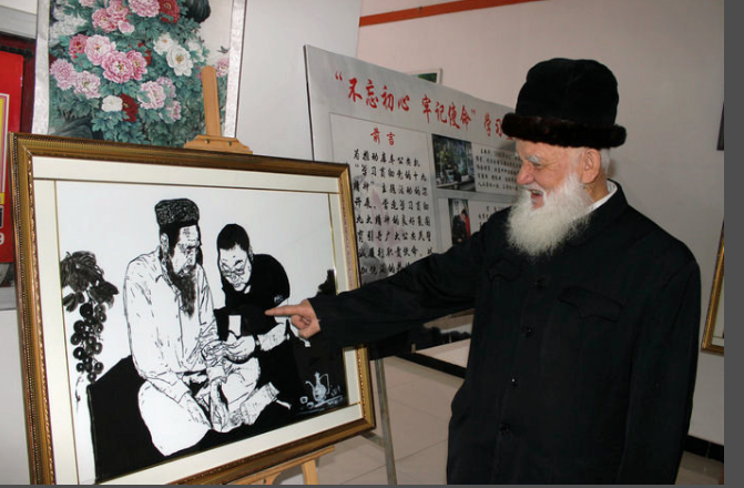 新疆维吾尔自治区库车县公安局举办“不忘初心 牢记使命”学习宣传十九大主题书画展(2)