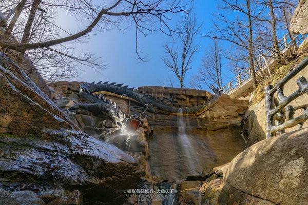 “春醒•忆老家”2018全国百家网络媒体走进汝阳西泰山、恐龙谷漂流景区