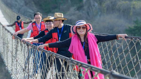 “春醒•忆老家”2018全国百家网络媒体走进方城七峰山生态旅游区(29)