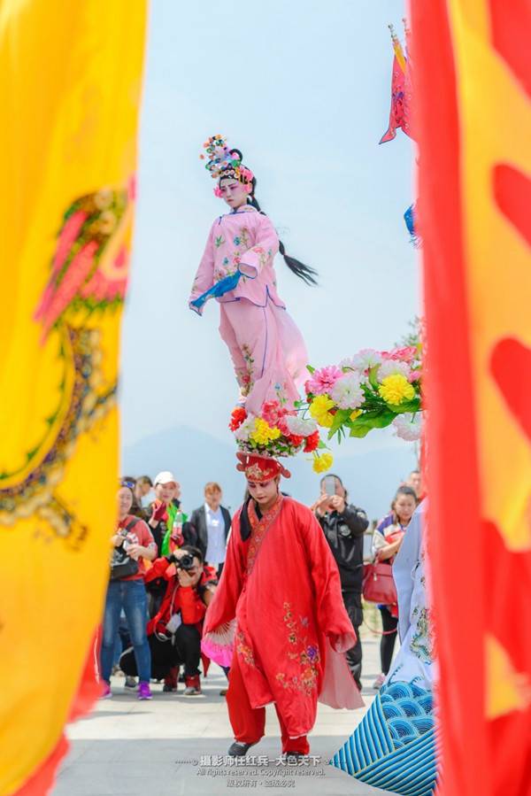 “春醒•忆老家”2018全国百家网络媒体走进“丝路之根生态方城”