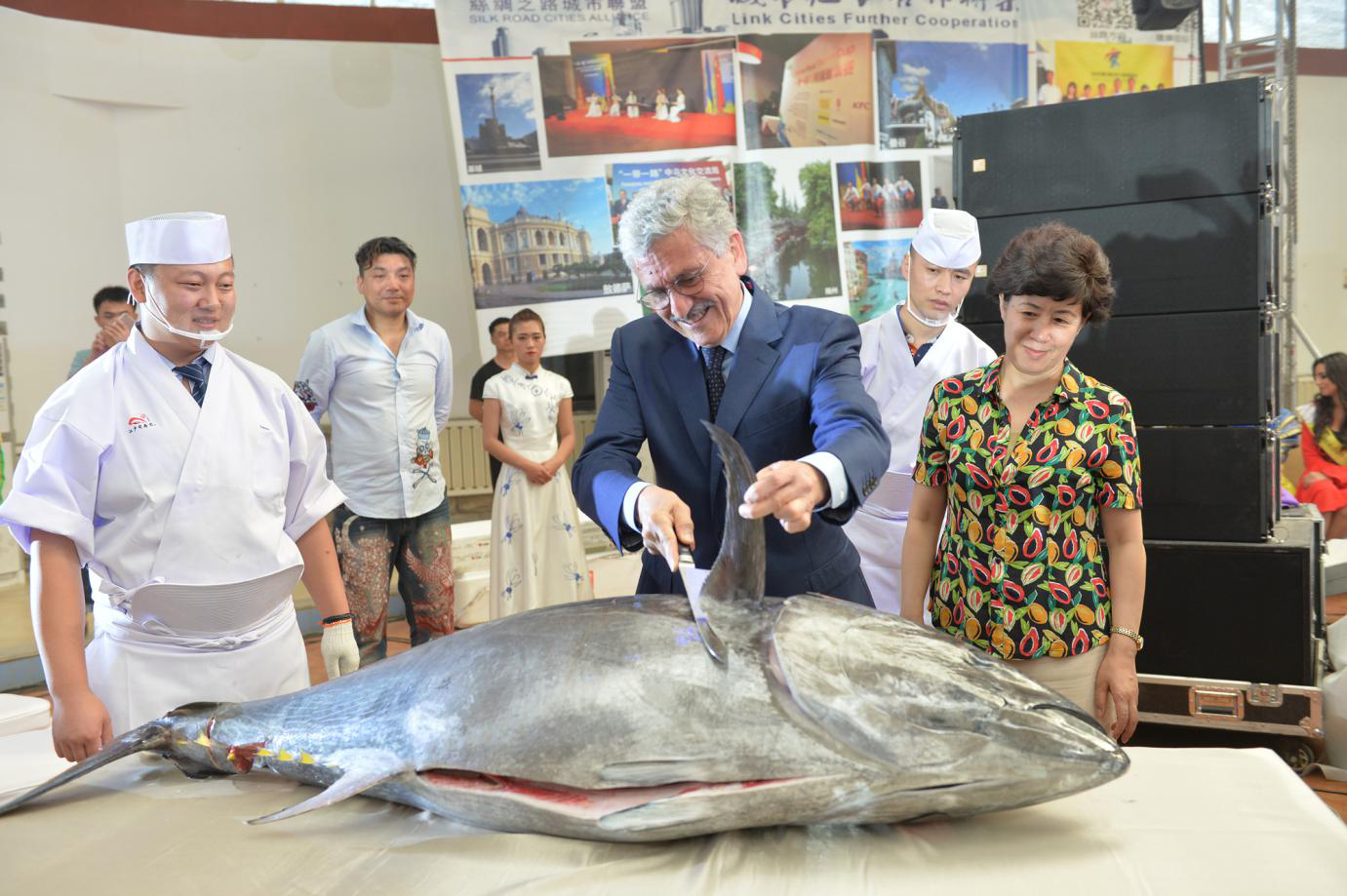 “第二届丝路美食嘉年华暨首届丝路天使总决赛”成功举办(3)