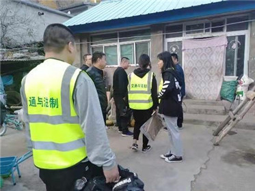 “公益中国万里行”走进河北贫困山区(3)