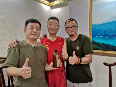 湘西散人王一丁：散人与酒(10)