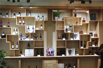 汉诺庄园葡萄红叶长廊美景醉游人(12)