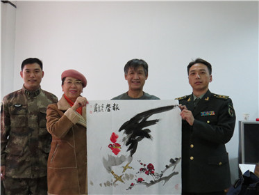 西安雄鹰劲旅国防教育基地书画研究院进行书画交流活动(7)