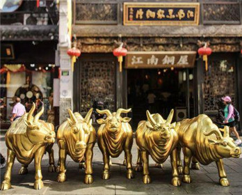 惊讶！西湖边竟然隐藏着一座铜宫，还免费参观？(1)