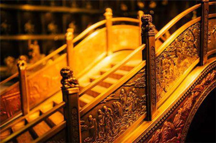 惊讶！西湖边竟然隐藏着一座铜宫，还免费参观？(19)