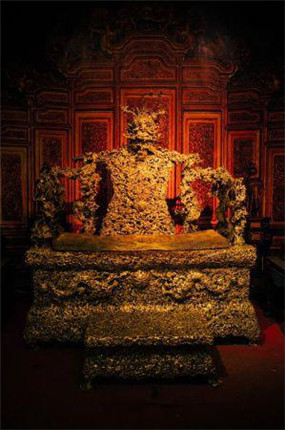 惊讶！西湖边竟然隐藏着一座铜宫，还免费参观？(22)