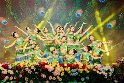 2020陕西小明星艺术团少儿春节联欢晚会圆满落幕(17)