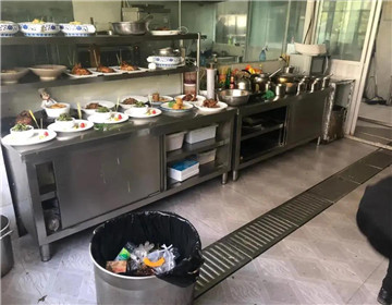 陕西一酒店多次违反疫情禁令！顶格处理(4)