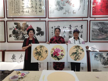 《丰庆如画》中国书画春晚组委会 陕西省新闻书画家协会迎国庆•中秋双节笔会隆重举行(7)