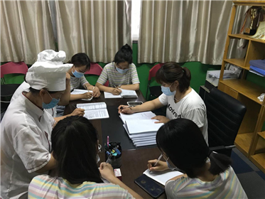 “当先锋  作表率”——焦作市山阳区远华幼儿园“四城联创”在行动(2)