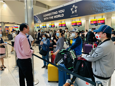  奉献大爱情怀  助力家乡发展(2)