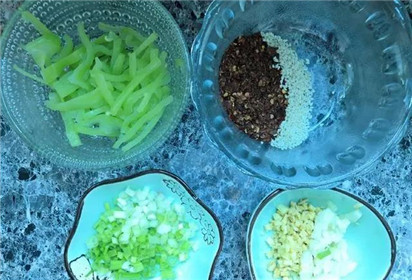 立秋前后，这菜上桌率很高，当季多吃！你比别人更健康年轻(2)