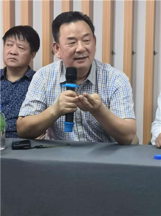 陕西果酒战略创新联盟授牌仪式在西安曲江隆重举行(3)