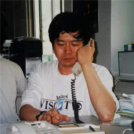 退伍不褪色，两退役老兵共铸文学梦(图1)