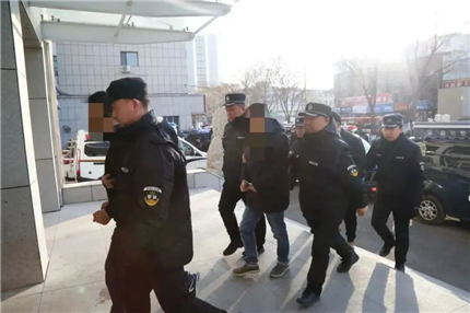 涉案4000人！特大案件告破(5)