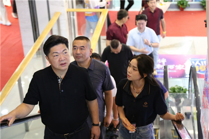 西夏万达居家优品家居馆引领行业创新(1)