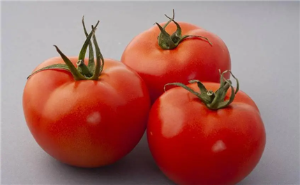 这9种食物，有助于降低尿酸饮食与健康的密切关系(1)