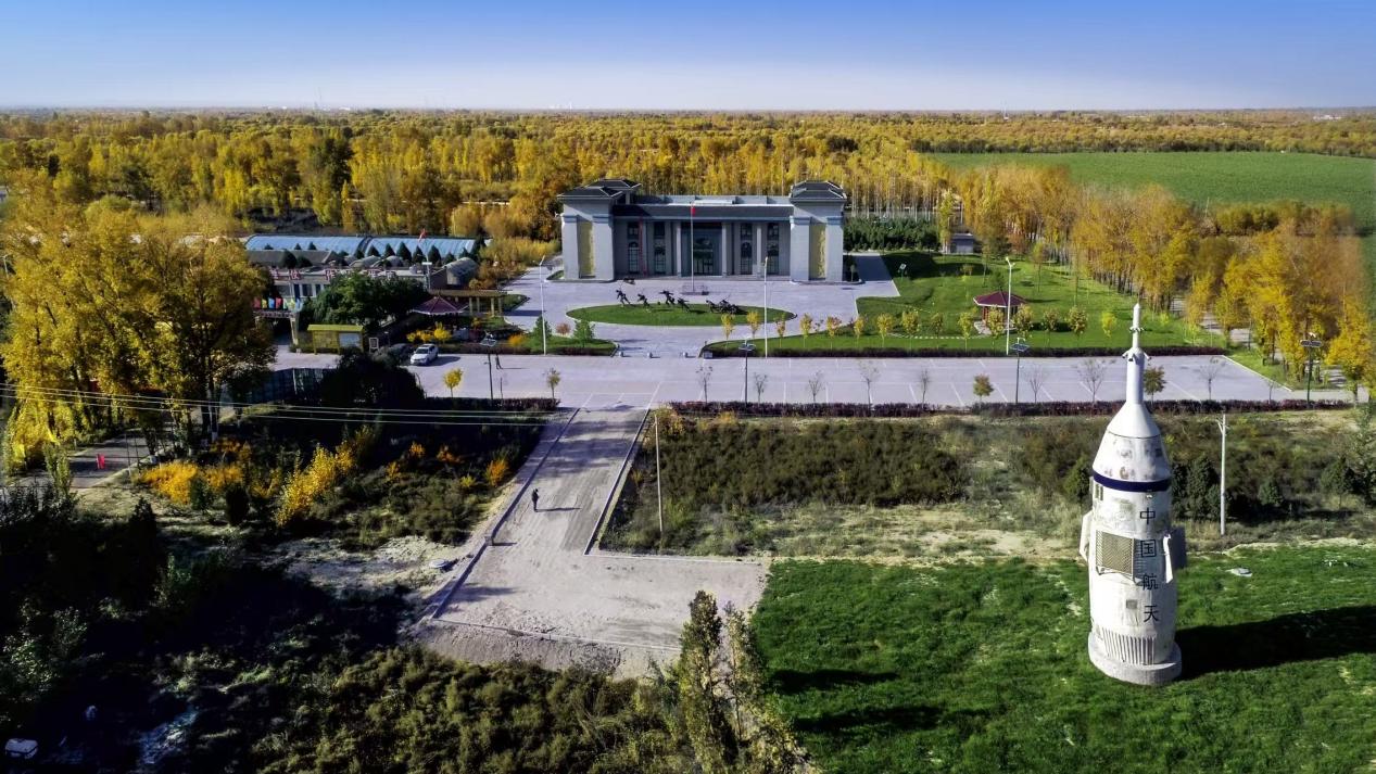 专家赴延安调研劳动教育实践 擘画红色基因与文化传承融合新路径(1)