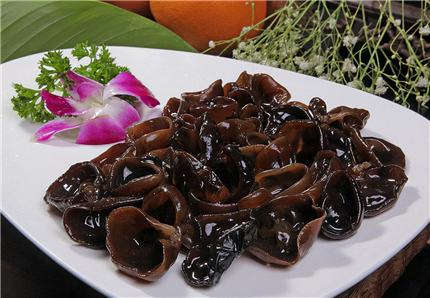 这7种食物是“排尿酸高手”，快多吃几口，稳住痛风，尿酸不升高！(2)