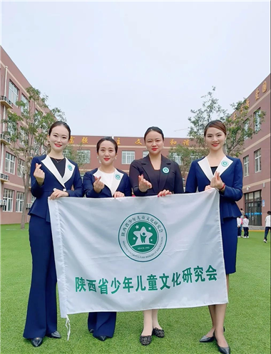 “少儿礼仪养成”系列公益讲堂活动走进西安航天城第五小学(4)